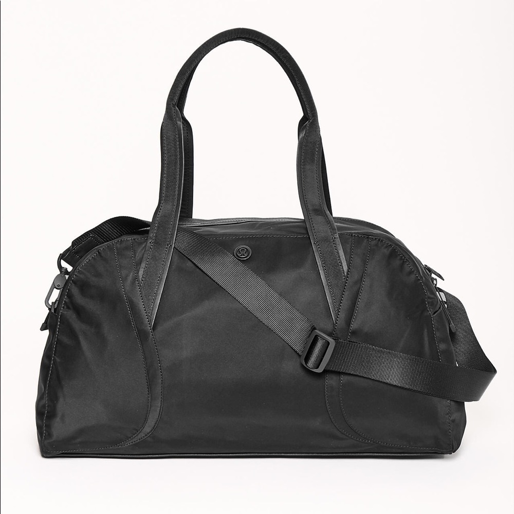 Lululemon Out of Range Duffel 33L NEW